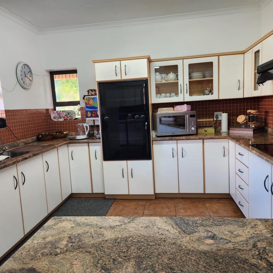 3 Bedroom Property for Sale in Stilbaai Wes Western Cape